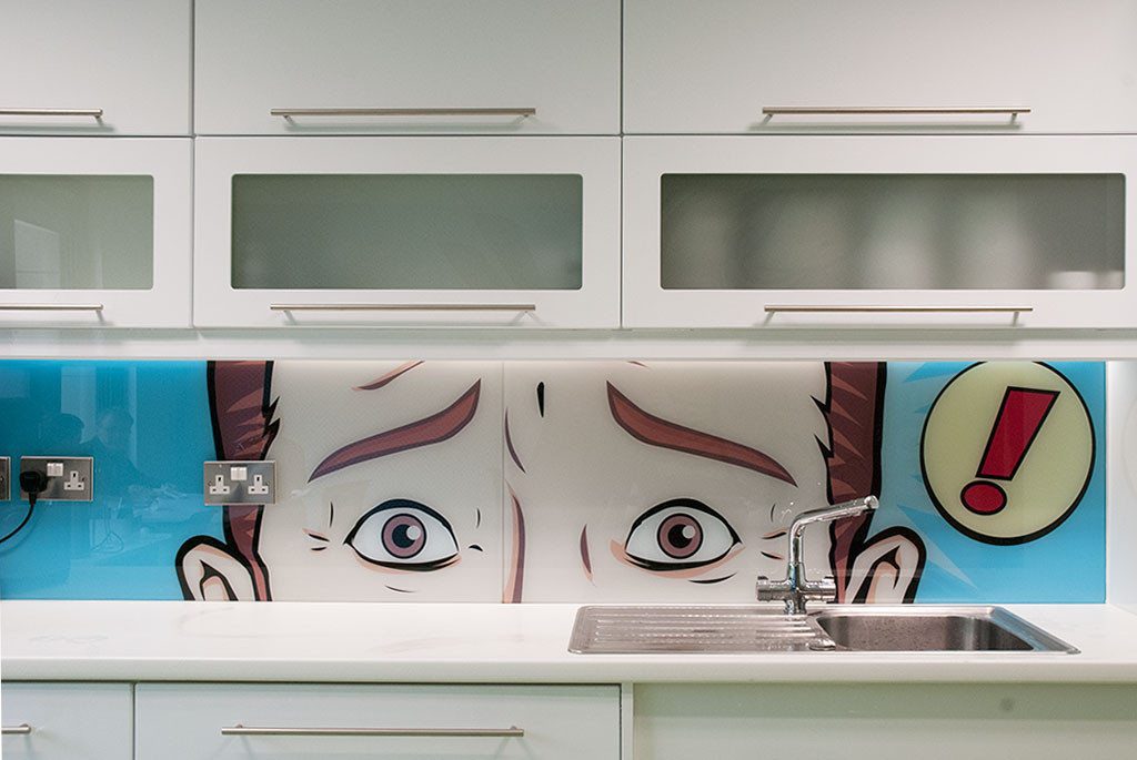 kitchen-glass-splashback